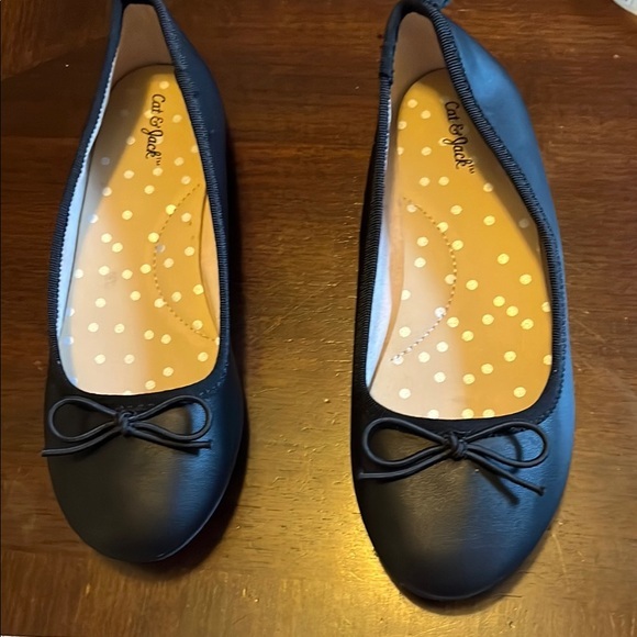 Cat & Jack Black Flats with Bow Detail - Picture 1 of 10